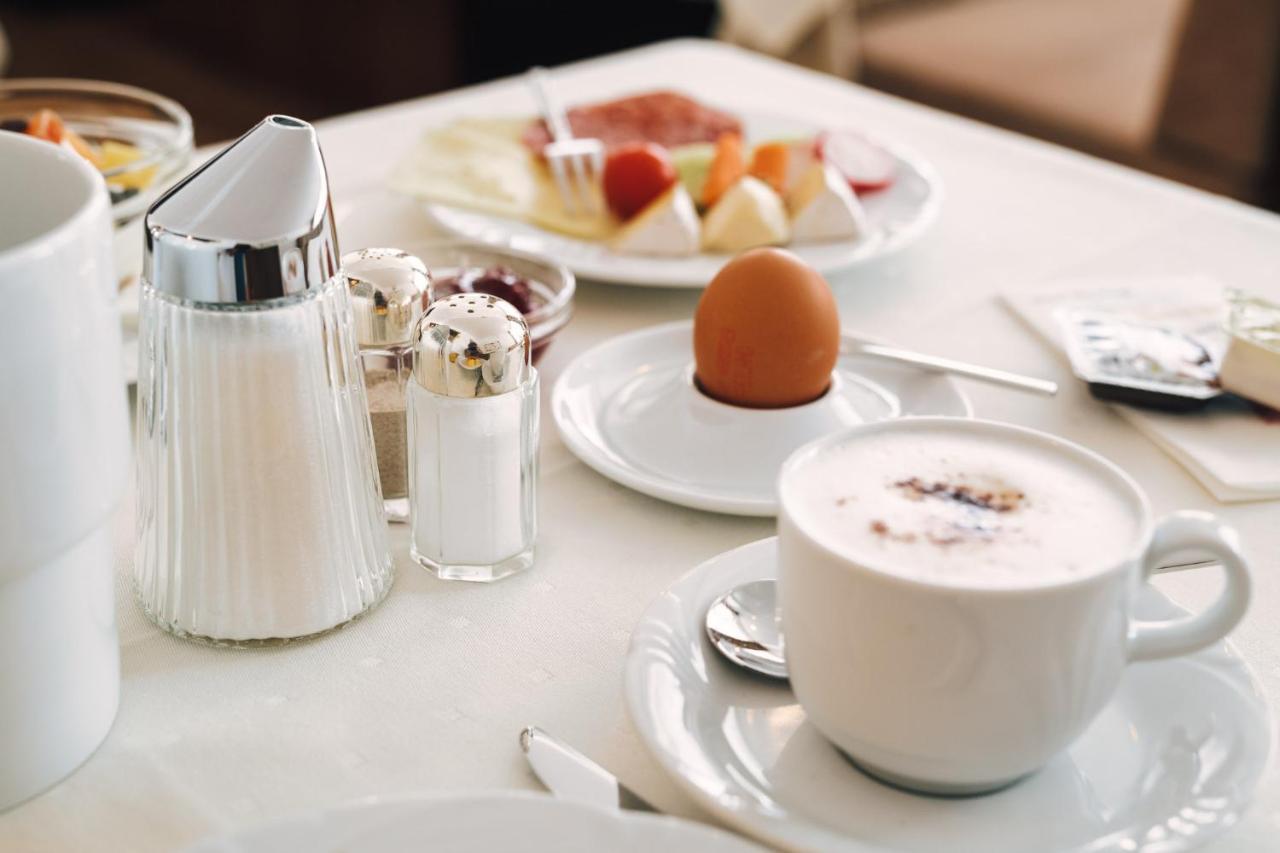 Hotel Regina سيرفاوس المظهر الخارجي الصورة